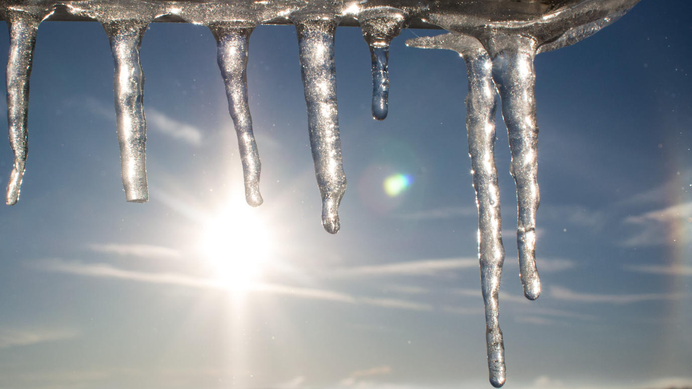 Winterchaos von Frankreich bis in die Türkei: Schnee, Glätte und eisige Kälte hinterließen Chaos Kältewelle Europa