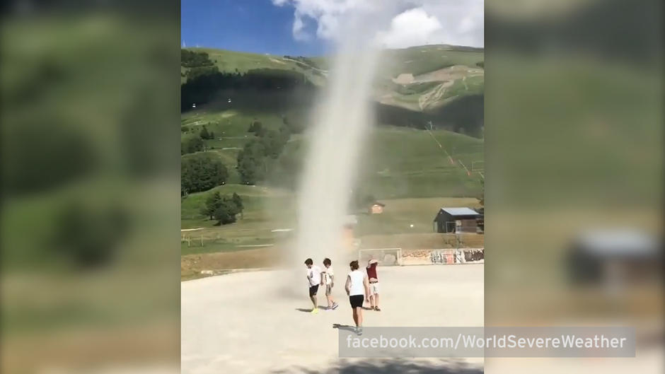 Dieser Sandsturm will wohl mitspielen Dieser Sandsturm will wohl mitspielen