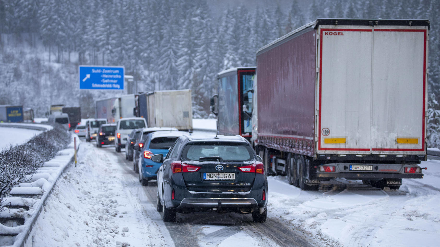 Unwetterlage Deutschland Mit Blitzeis Und Schnee-Chaos Bahnt Sich An ...