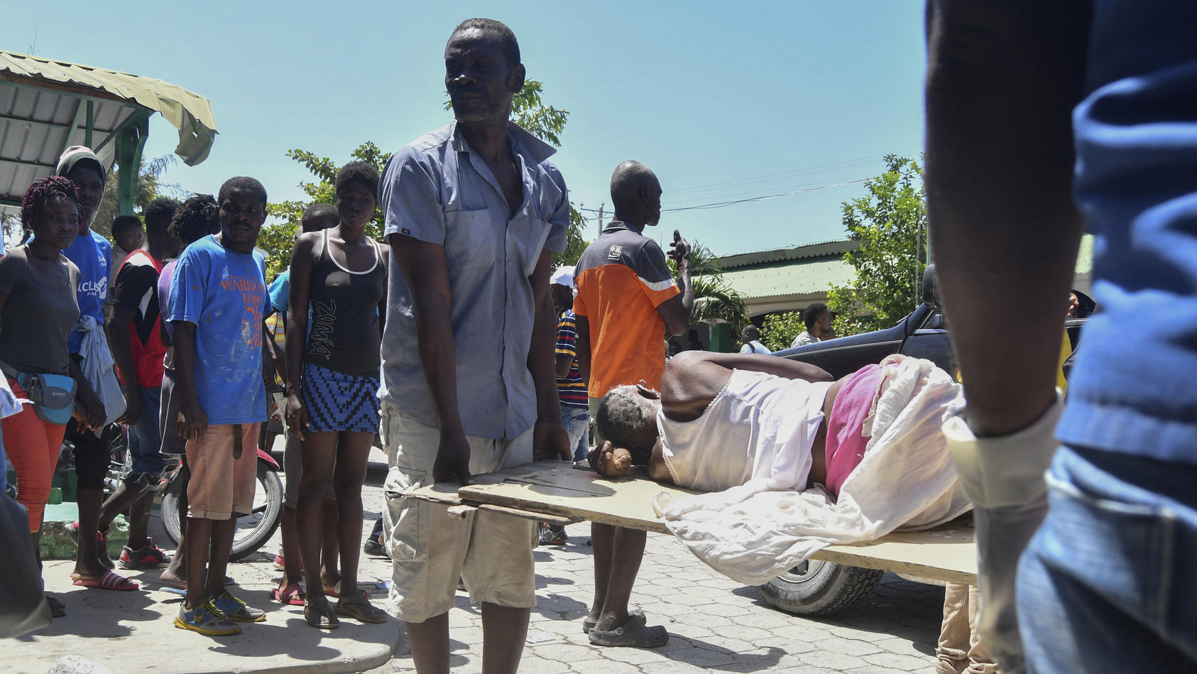 Schweres Erdbeben Ersch Ttert Haiti Mehr Als Tote Wetter De