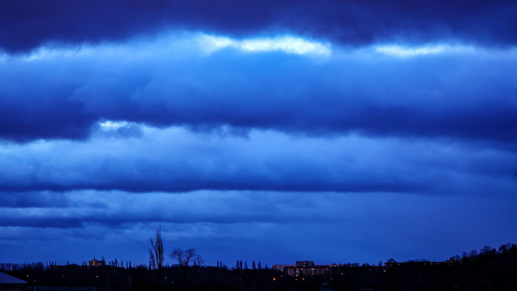 Wetterbericht zum 31.01.2024 Neues Regenband zieht von Nordwesten über