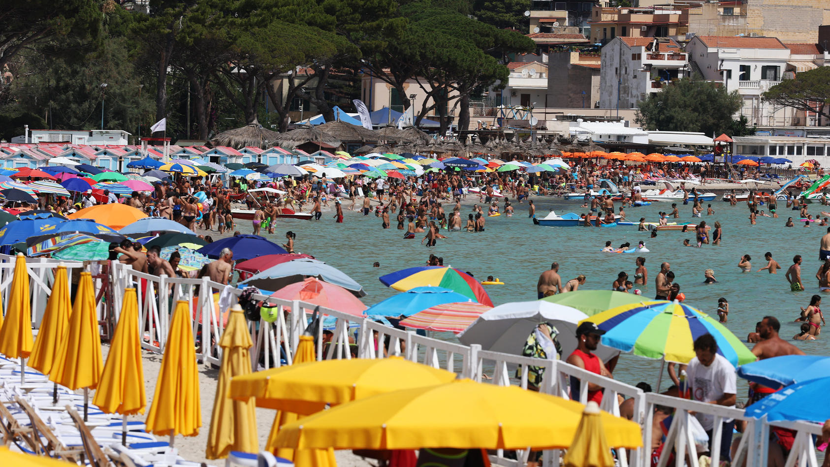 Extrem Sommer In Deutschland Und Europa Zwischen Unwettern Und