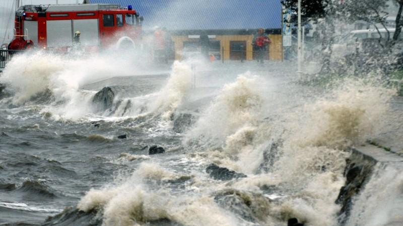 Schwere Sturmflut An Der Ostsee Droht: Sturm Und Orkan Aus Osten ...